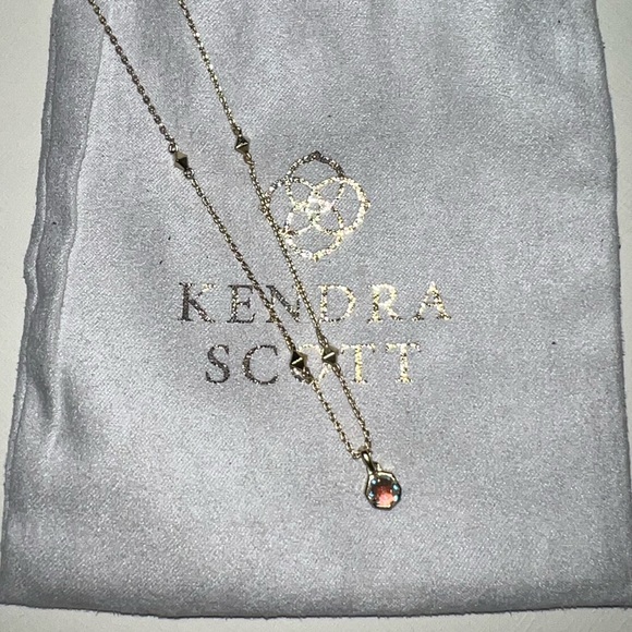 NWOT Kendra Scott Nola Gold Pendant Necklace in Iridescent Drusy - Picture 4 of 4